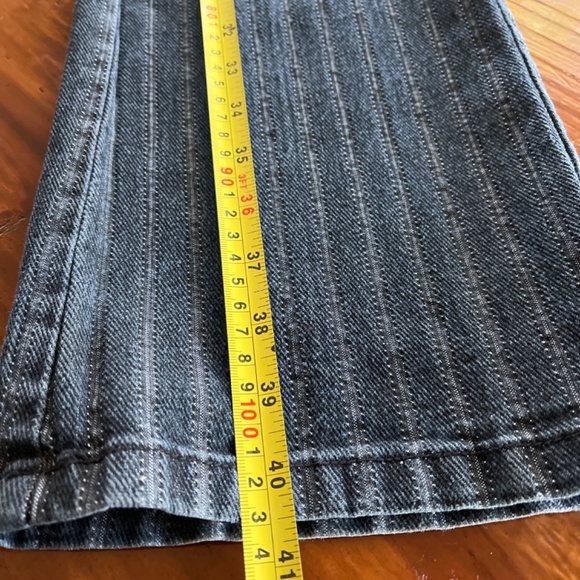 EUC Crest Black with Gray stripes Jeans - Picture 12 of 13